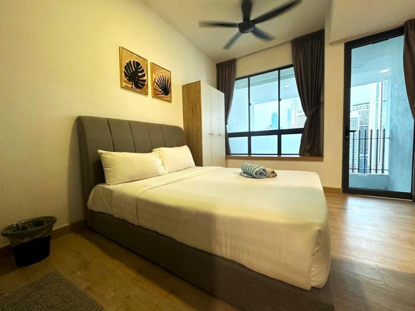 The Luxe Suites Klcc By Cozy Stay Kuala Lumpur Exterior photo